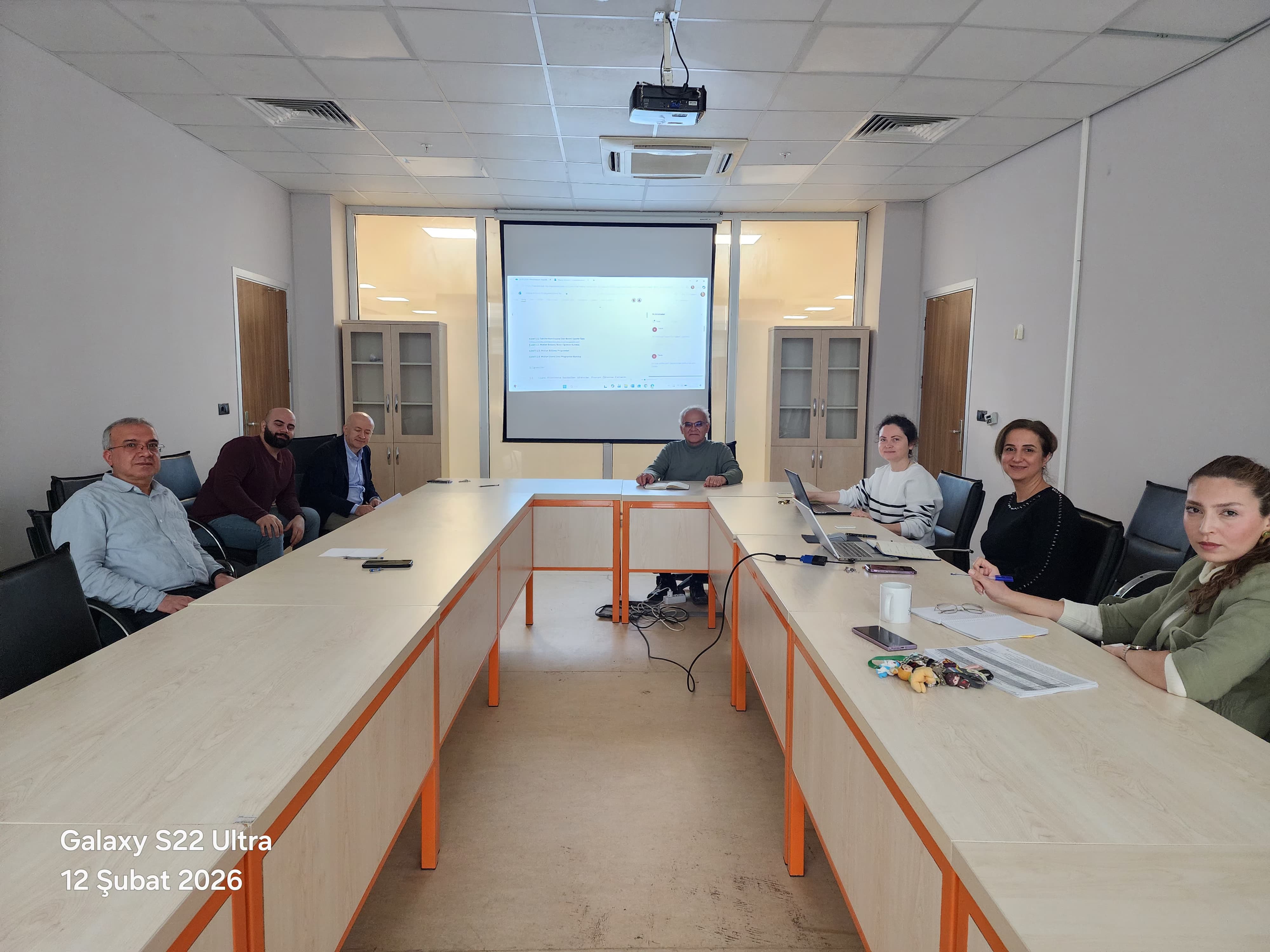 Bölümümüzde Akreditasyon Özdeğerlendirme Raporu Başlıkları Değerlendirildi